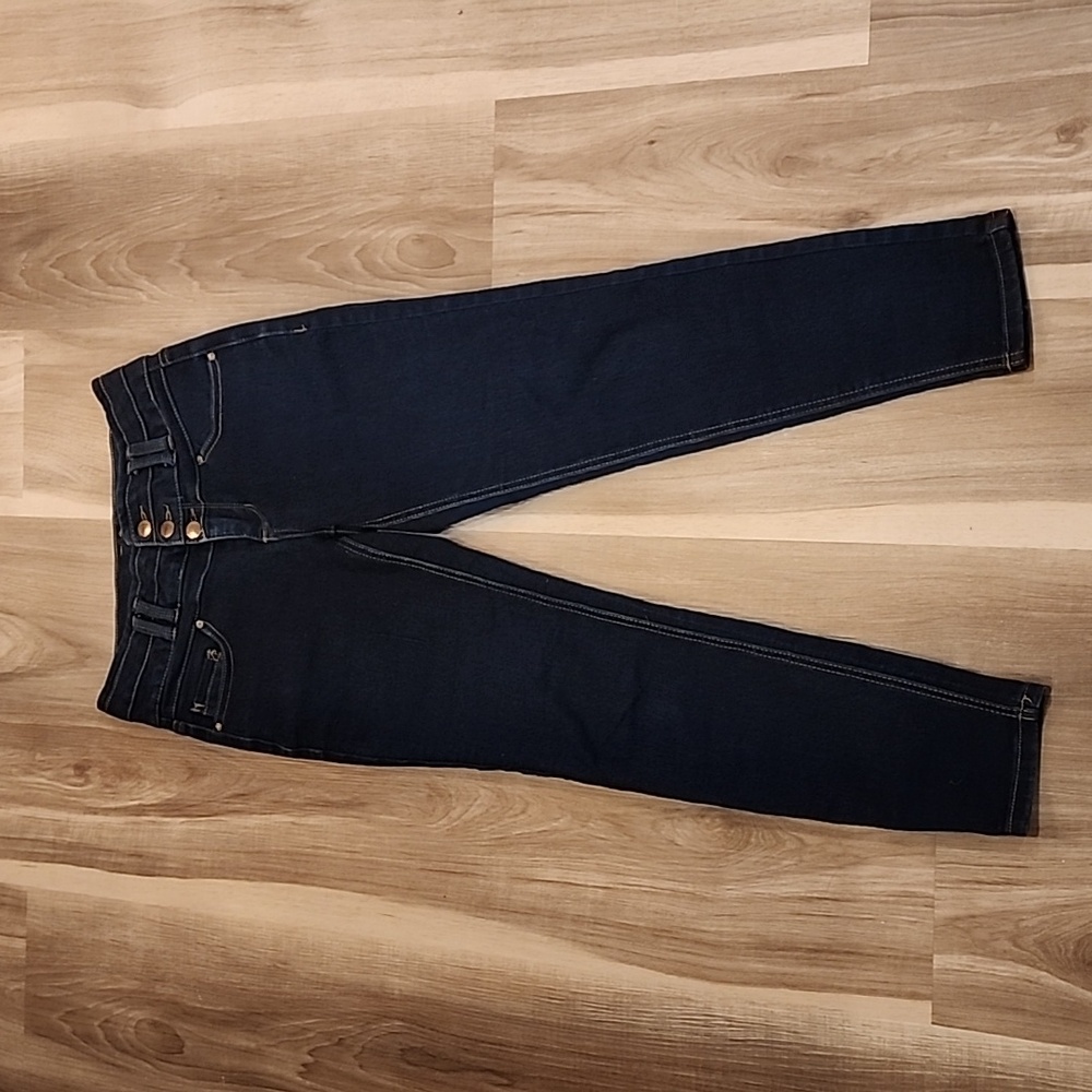 Ankle Pants